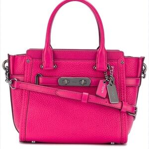 Coach Swagger 21 Pink Leather Bag